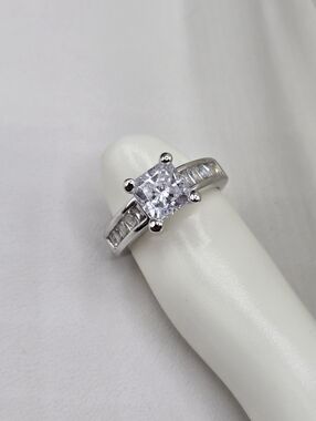 Swarovski Crystal Elements Silver Statement Ring Princess Cut Size 5.75 Bridal